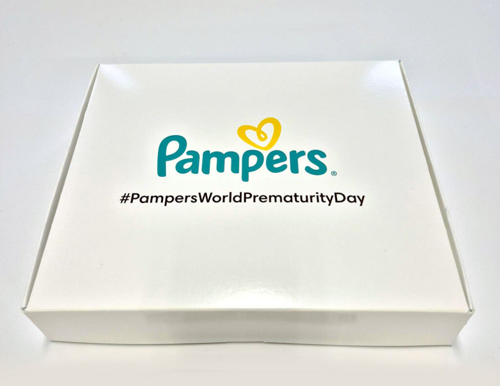Pampers Box closed